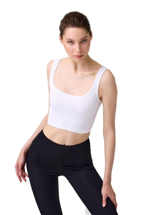 Premium - Kadın Beyaz Seamless Orta Boy Kare Yaka Crop Top Büstiyer