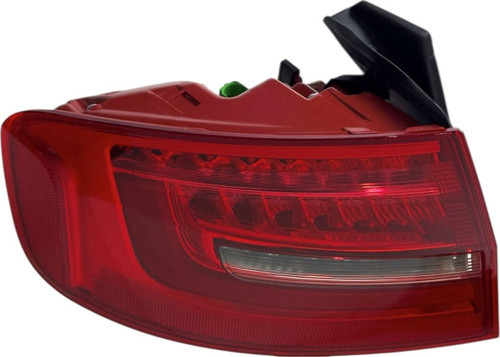 Audi A4 Dış Sol Stop Lambası 2013-2016 8K5945095AC