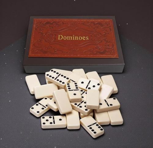 Lüks Deri Kutulu Premium Domino Seti 28 Parça Spinner’lı Çift 6 Taş – 2-4 Oyuncu Yeni Yıl Hediyesi B