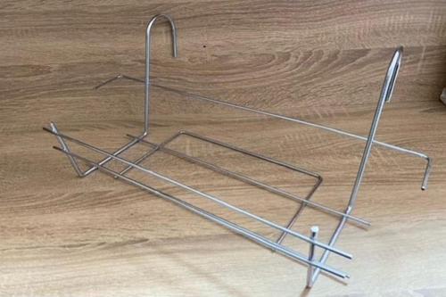 Orta Boy Balkon Saksı Askısı Sağlam Demir Uzun Ömürlü Kullanım Sıcak Soğuk Dayanıklı Paslanmaz