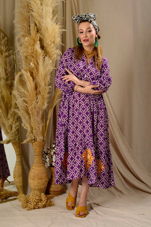 Kadın Desenli Mor İşlemeli Pamuklu Jalabiya Mütevazı Cepli Uzun Gömlek Elbise