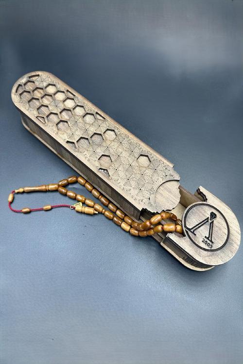 Sistemli İmzalı Usta İşçilik Kuka Tespih (Ahşap Kutulu)