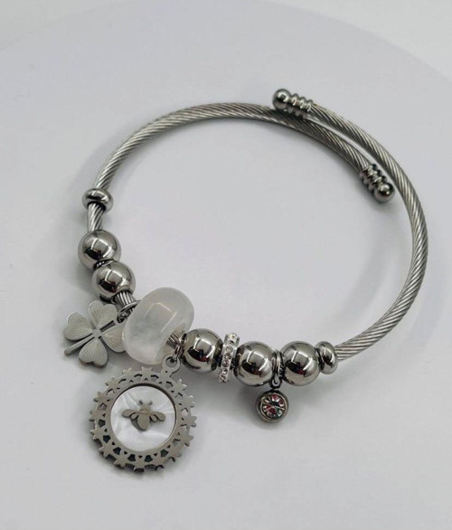 Lucky Bee Charm Bileklik Sedefli