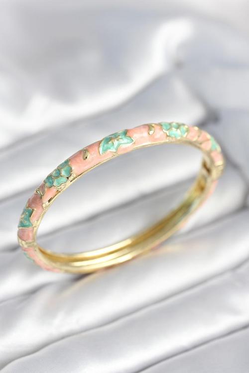 Yeşil Renk Detaylı Mineli Kelepçe - EBJ251010W38144