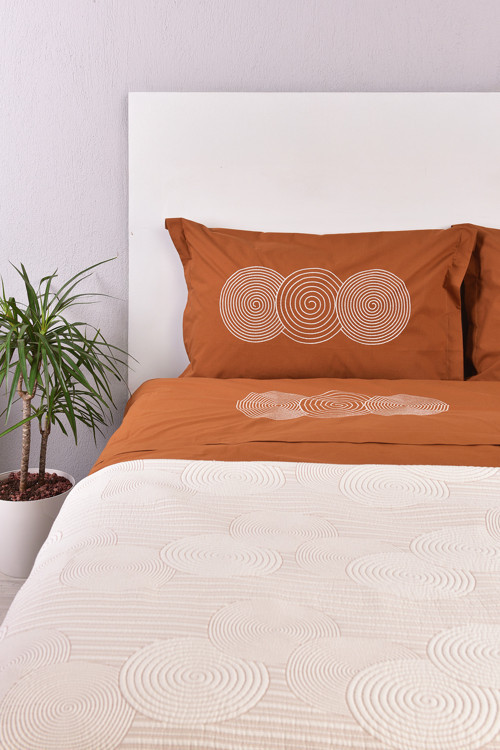 Dairesel İşlemeli Çift Kişilik Yatak Örtülü Nevresim Takımı Taba %100 Pamuk