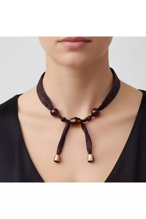 Kahve Leopar Desenli Boncuklu Kumaş Kolye