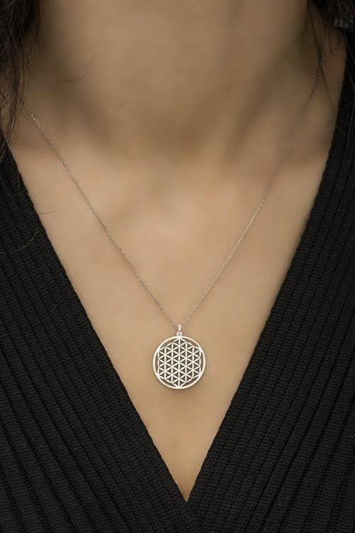 Kadın 925 Ayar Gümüş Yaşam Çiçeği Kolye