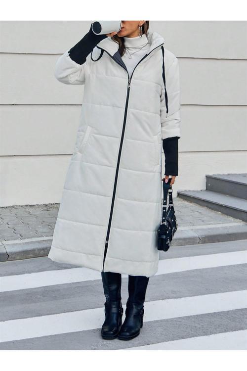 Beyaz Renk Fermuar Detaylı Uzun Şişme Kadın Kaban