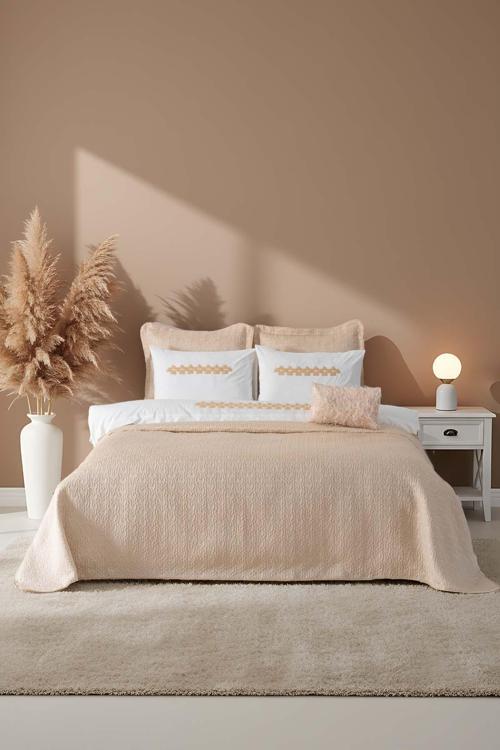 Parla Cappuccino Nakışlı Çift Kişilik Nevresimli Pike Seti - 8 Parça Çeyiz Seti