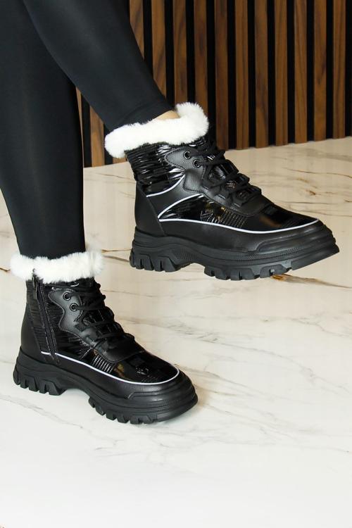 Siyah Vegan Bağcıklı Fermuarlı Kürk Astarlı Yuvarlak Burun Günlük Bot