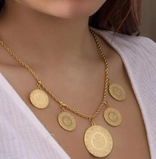 Bujiteri Takı Altın Görünümlü Beşi BİR Yerde Kolye (Halat Zincirli)