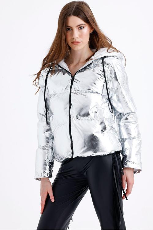 Kapşonlu Elyaf Dolgulu Reflektör Mont Gümüş Mnt35866
Mnt35866