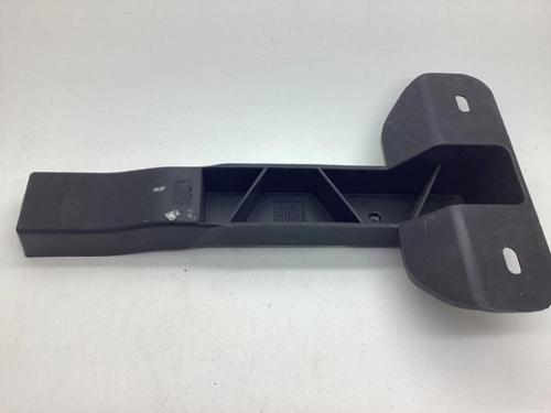 Tampon Braketi Arka Sol Opel Astra K Bm 16- (Oem No: 13425525)