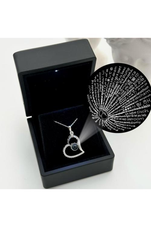 Işıklı Kutuda 100 Dilde Seni Seviyorum Yazan Kalp Kolye | 925 Ayar Gümüş Kolye