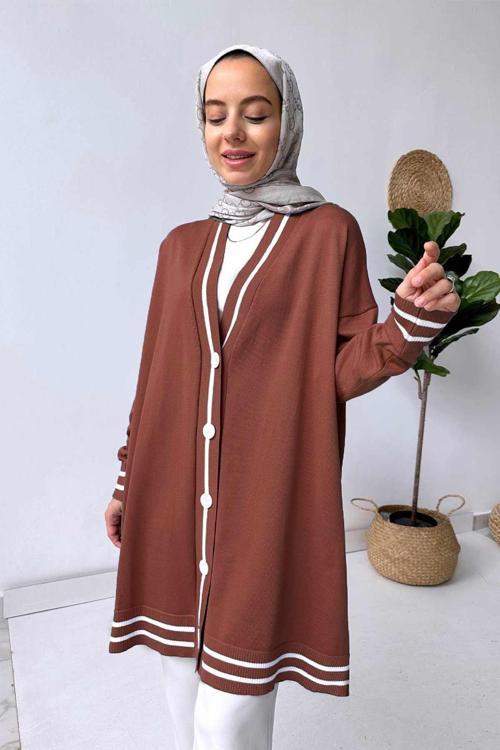 Çizgi Detay Düğmeli Merserize Hırka - Kahverengi