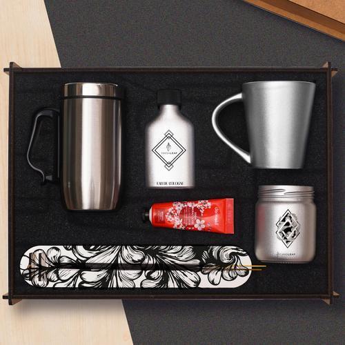 VIP Ahşap Kutulu Hediye Seti 8695-19