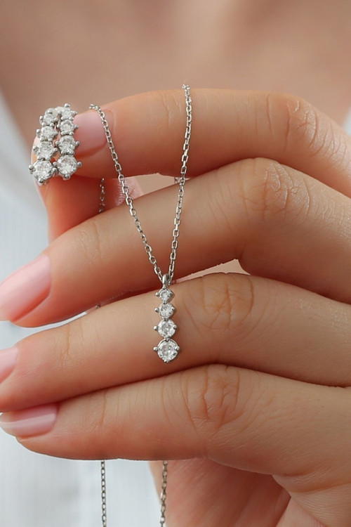 925 Ayar Gümüş Pırlanta Model Kolye Küpe Seti