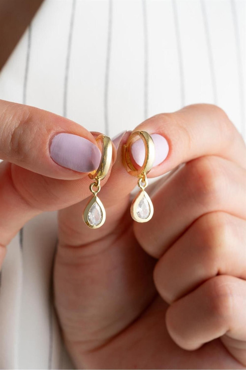925 Ayar Gold Zirkon Taşlı Damla Gümüş Küpe