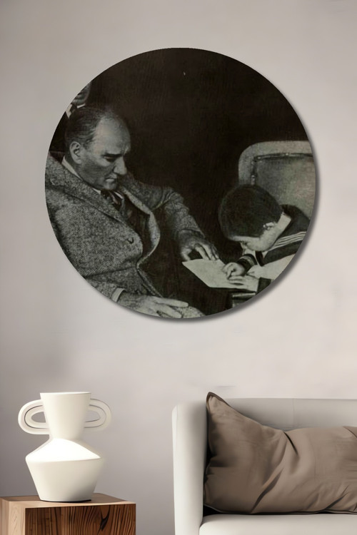 Atatürk Ve Çocuk Ahşap Mdf Dekoratif Yuvarlak Ev,İşyeri Duvar Tablo