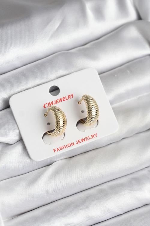 Zarif Kulaklar için Golden Pirinç Kaplama Tip CM Kadın Küpe