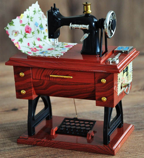 Kişiye Özel Nostaljik Tasarımlı Dikiş Makinesi Müzik Kutusu pmd-15