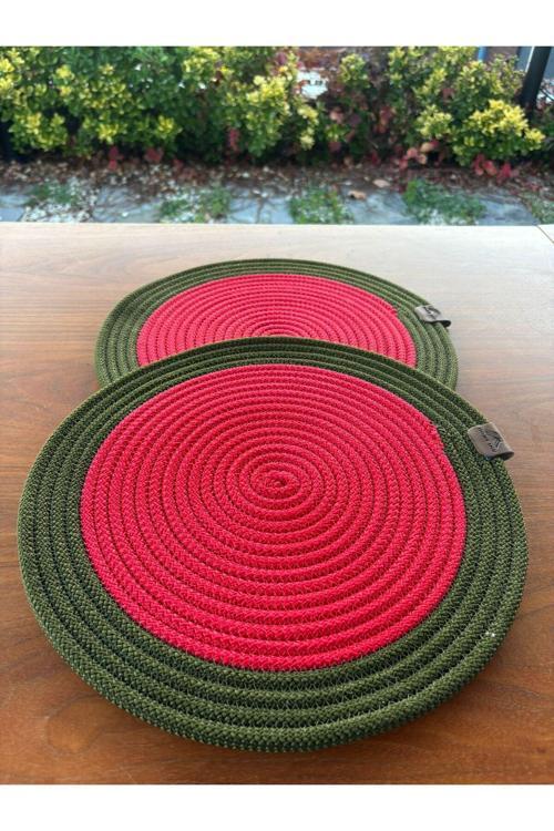 Yılbaşı Temalı Yeşil Kırmızı L 2’Li Hasır Görünümlü Amerikan Servis Supla – Leke Tutmaz – 33X33 Cm