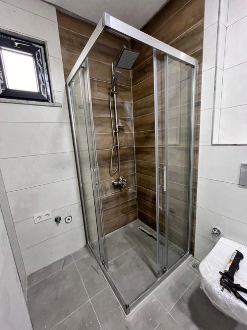 Duşakabin Köşe Giriş, 5mm Şeffaf Temperli Cam, Natural Alüminyum H:190cm