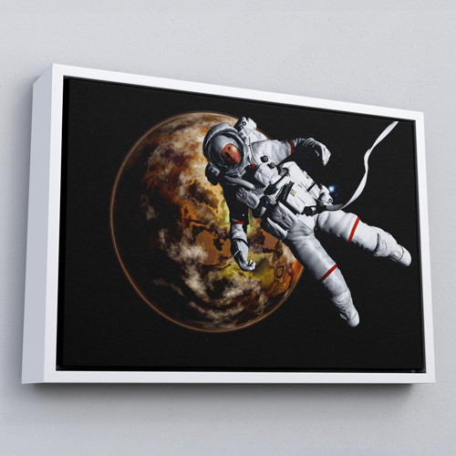 Çerçeveli Gezegenin Arka Planındaki Astronot Kanvas Duvar Tablosu-1182