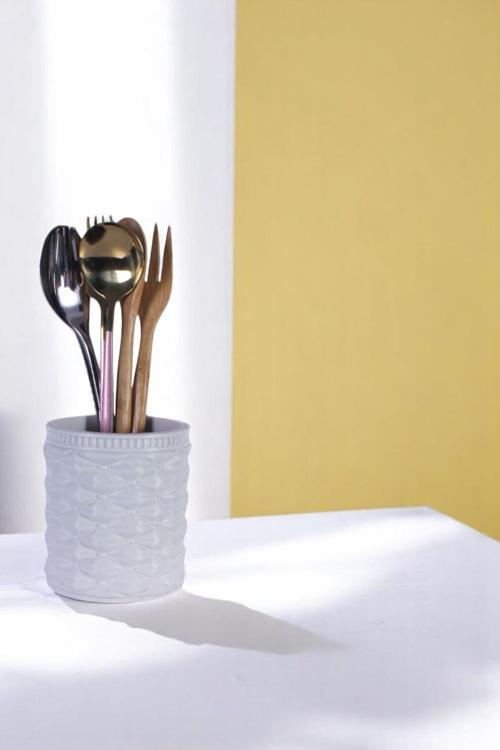 Tezgah Üstü Kaşıklık Dekoratif Dik Kaşıklık Silindir Kaşıklık Beyaz Renk Model 85