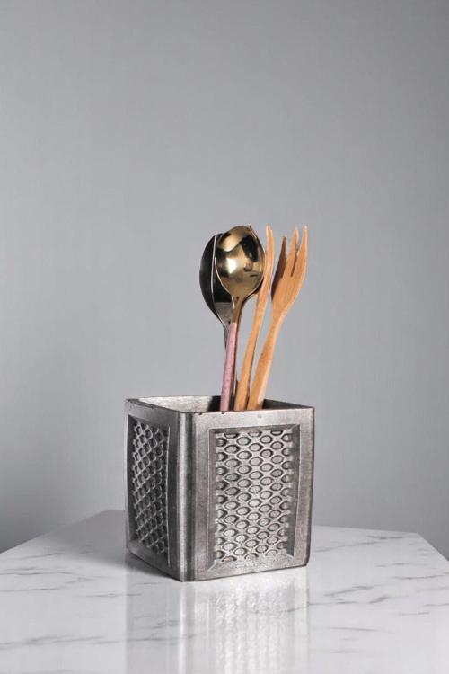 Tezgah Üstü Kaşıklık Dekoratif Dik Kaşıklık Silindir Kaşıklık Beyaz Renk Model 86