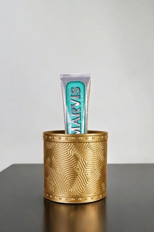 Diş Fırçalığı Diş Fırçalık Diş Fırçası Standı Diş Fırçası Tutucu Altın Eskitme Renk Model 82