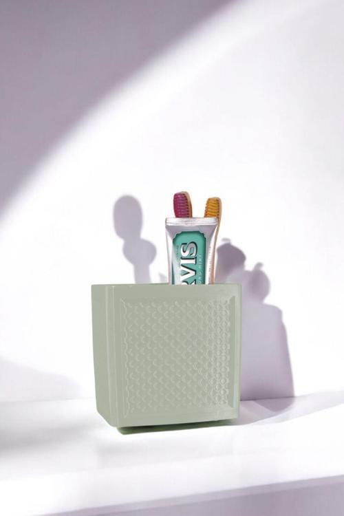 Diş Fırçalığı Diş Fırçalık Diş Fırçası Standı Diş Fırçası Tutucu Siyah Renk Model 92