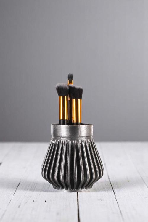 Makyaj Organizeri Makyaj Fırçalığı Makyaj Organizer Düzenleyici Altın Eskitme Renk Model 83