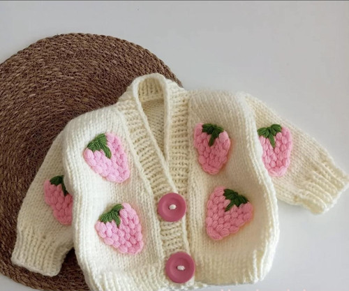 Üzümlü Bebek Hırka