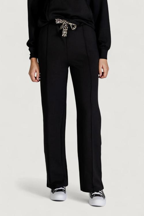 Onlalina Regular Fit Normal Bel Düz Paça Bayan Pantolon 15364554 SİYAH