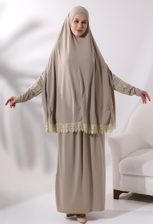 İki Parça Fistolu Pratik Alt Üst Namaz Elbisesi 8018 Vizon