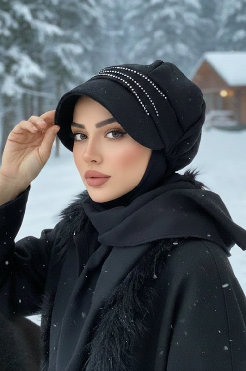 Siyah Taş Detaylı Tesettür Şapka
