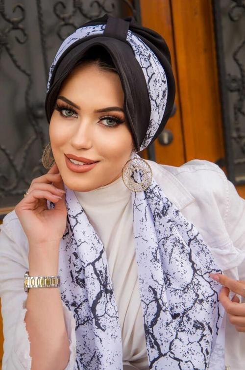 Siyah Beyaz Batik Desen Fularlı Şapka Bone