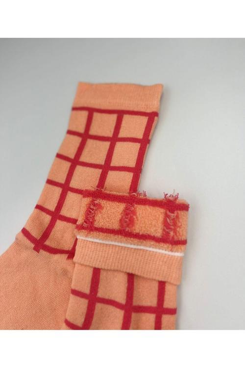 Kadın Kalın Yünlü Pamuk Kareli Renkli Kışlık Uzun Çorap Üşütmez Koku Yapmaz