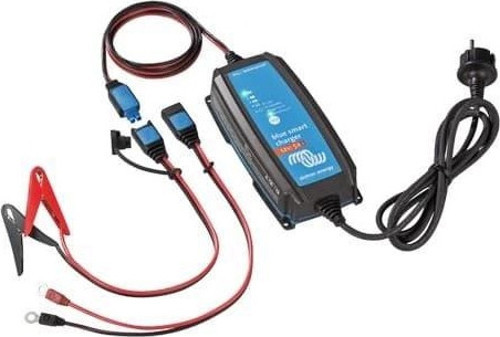 12V 15A Battery Charger, BPC121531034R, Victron