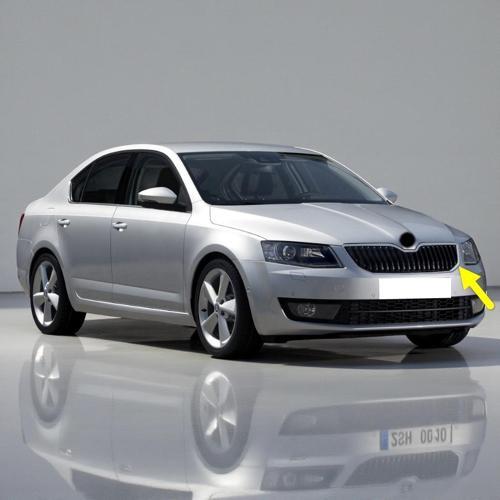 Skoda Octavia 2013-2017 Ön Panjur Çerçevesi Nikelaj Tip 5E0853651