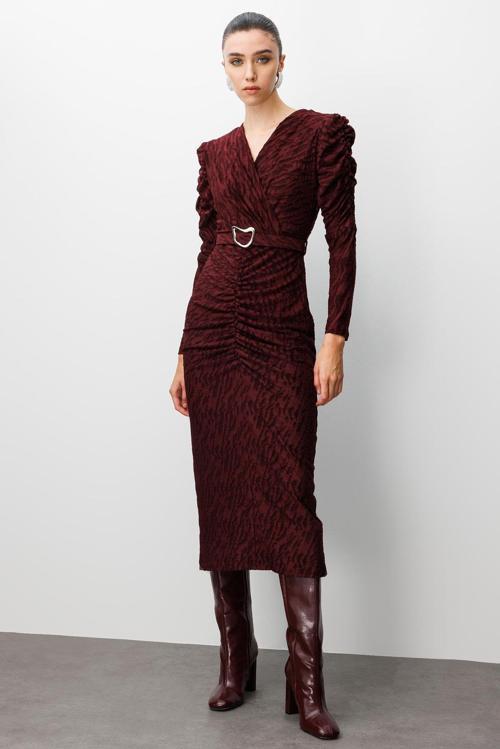 Kadın Kruvaze Büzgü Detaylı Jakar Yakma Kumaş Beli Kemerli Kalem Elbise 0022 Bordo