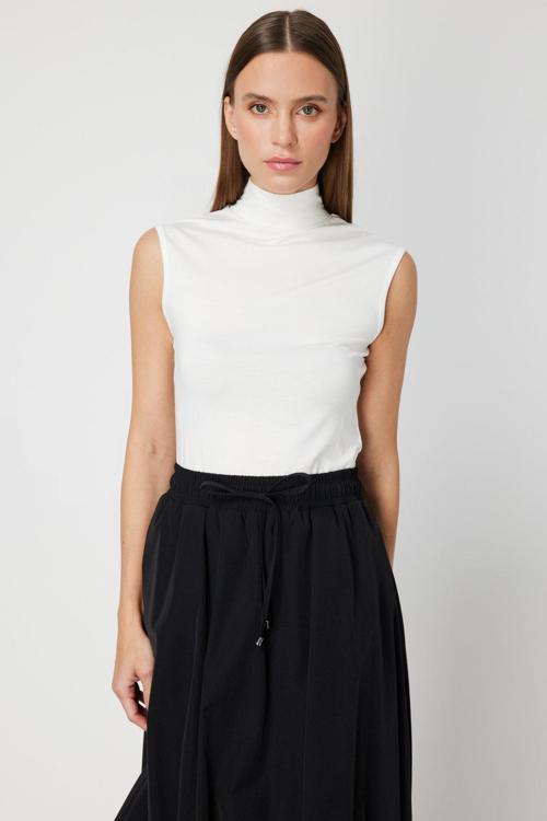 Kadın Dik Yaka Kolsuz Basic Bluz 61432 Ekru