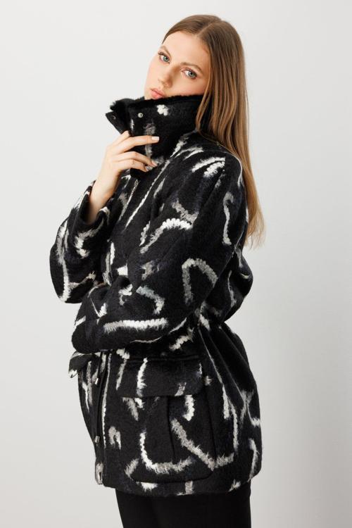 Kadın Büyük Beden Kapak Cepli Desenli Kaban 6301 Siyah