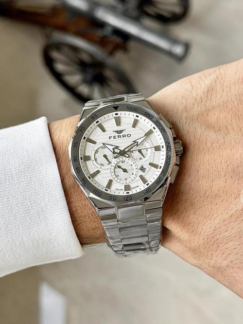 FM11650AWT-A Quartz Çelik Gri Beyaz Kadran 44 mm Erkek Kol Saati