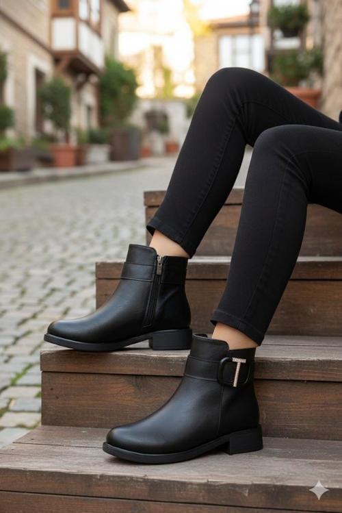 906233 Toka Detaylı Lastik Taban Fermuarlı Kadın Bot