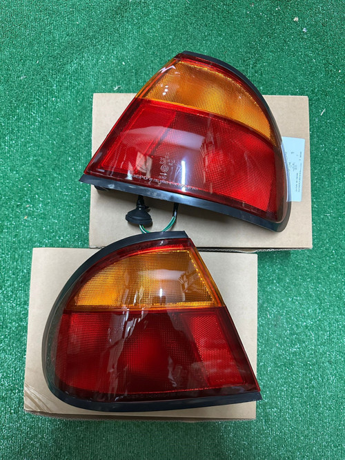 Mazda 323 Sağ Sol Stop Lambası 1995-1998 DEPO