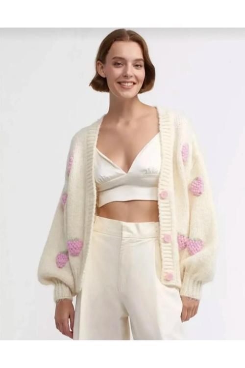 Qutu Butik 60185 V Yaka Cılek Nakıslı Balon Kol Hırka