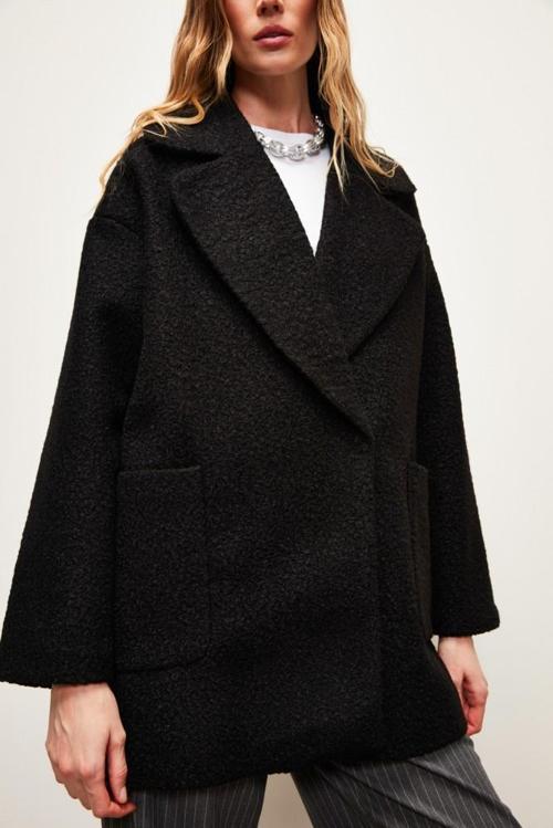 Geniş Cepli Buklet Kaban