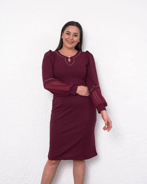 Büyük Beden Yaka Kol Detaylı Uzun Kol Midi Boy Abiye Elbise